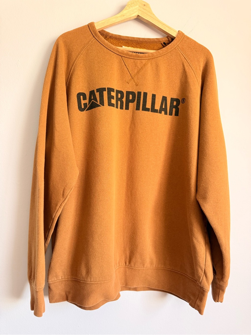 Caterpillar CAT Men's Graphic Crewneck Sweatshirt Brown Mustard 2XL